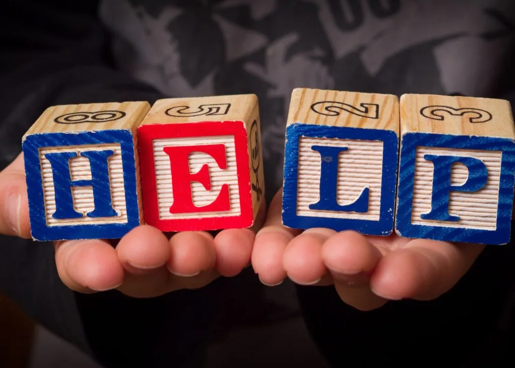 How to Teach Kids to Help Others